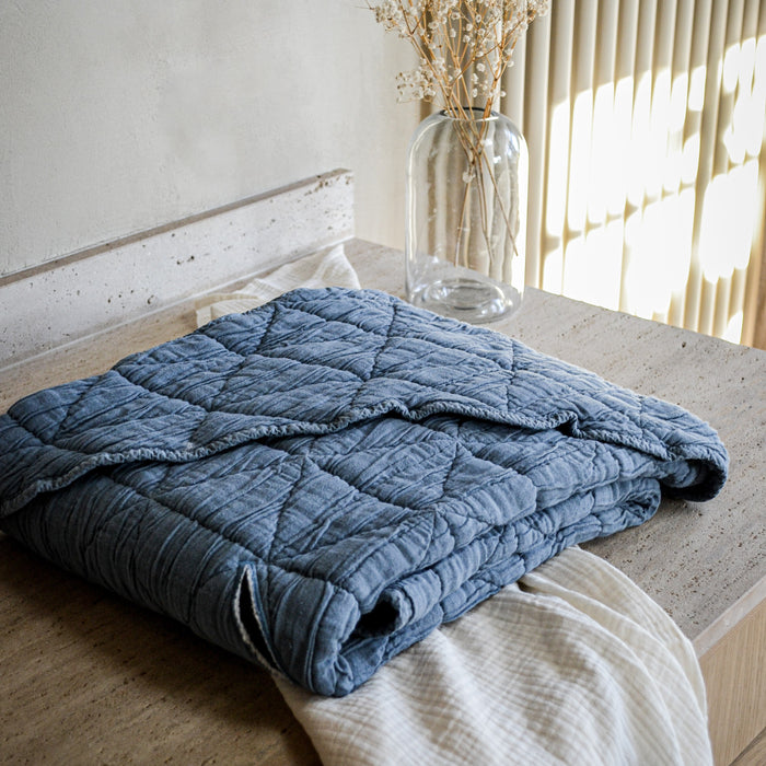 Bobbie Blue Hooded blanket