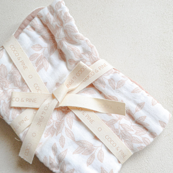 Rosie muslin wash gloves