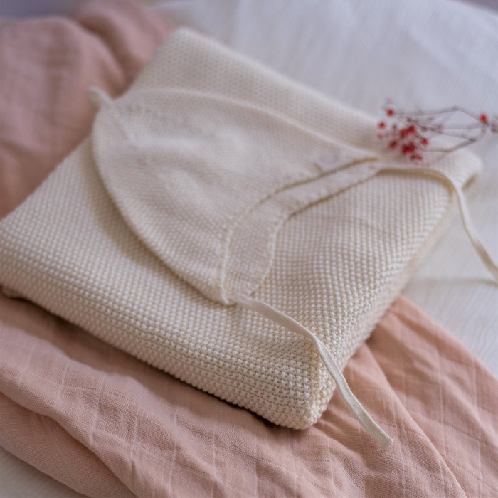 Knitted blanket Off white