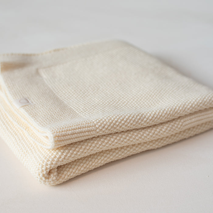 Knitted blanket Off white
