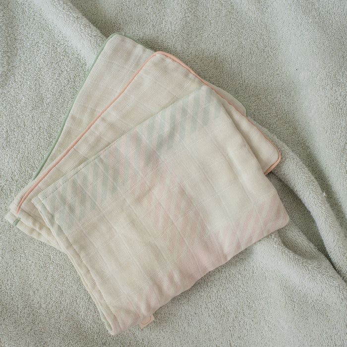 Colette muslin wash gloves