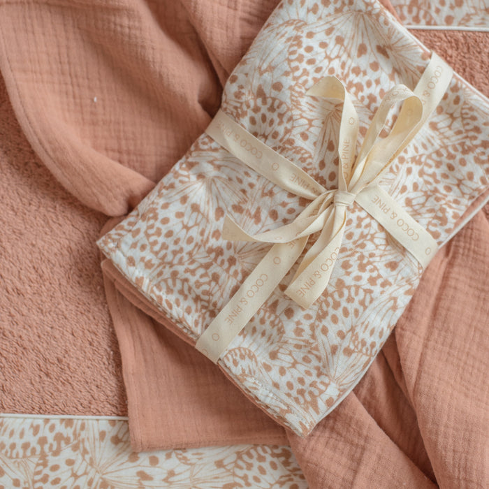 Jackie muslin wash gloves